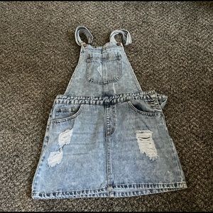 Overall dress